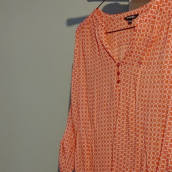 Size M Pink George Blouse - Picture 3 of 3